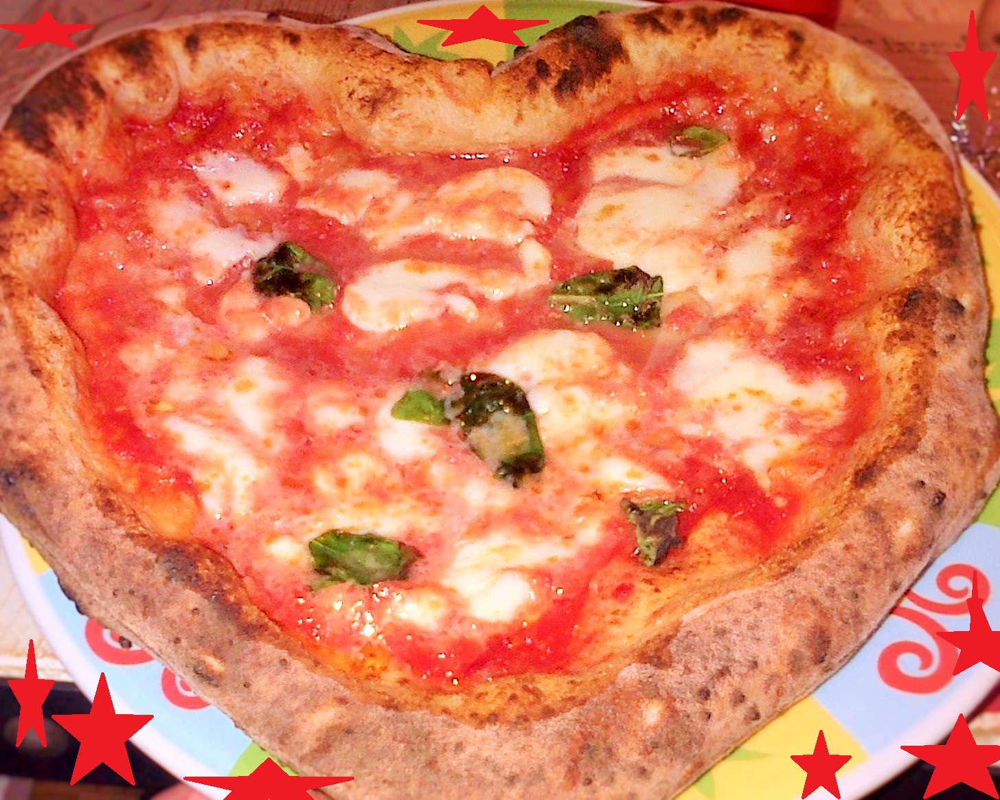 pizza a cuore con stelline